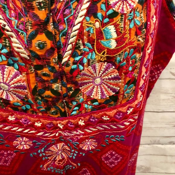 Label Ritu kumar Embroidered Dress - Picture 3 of 8